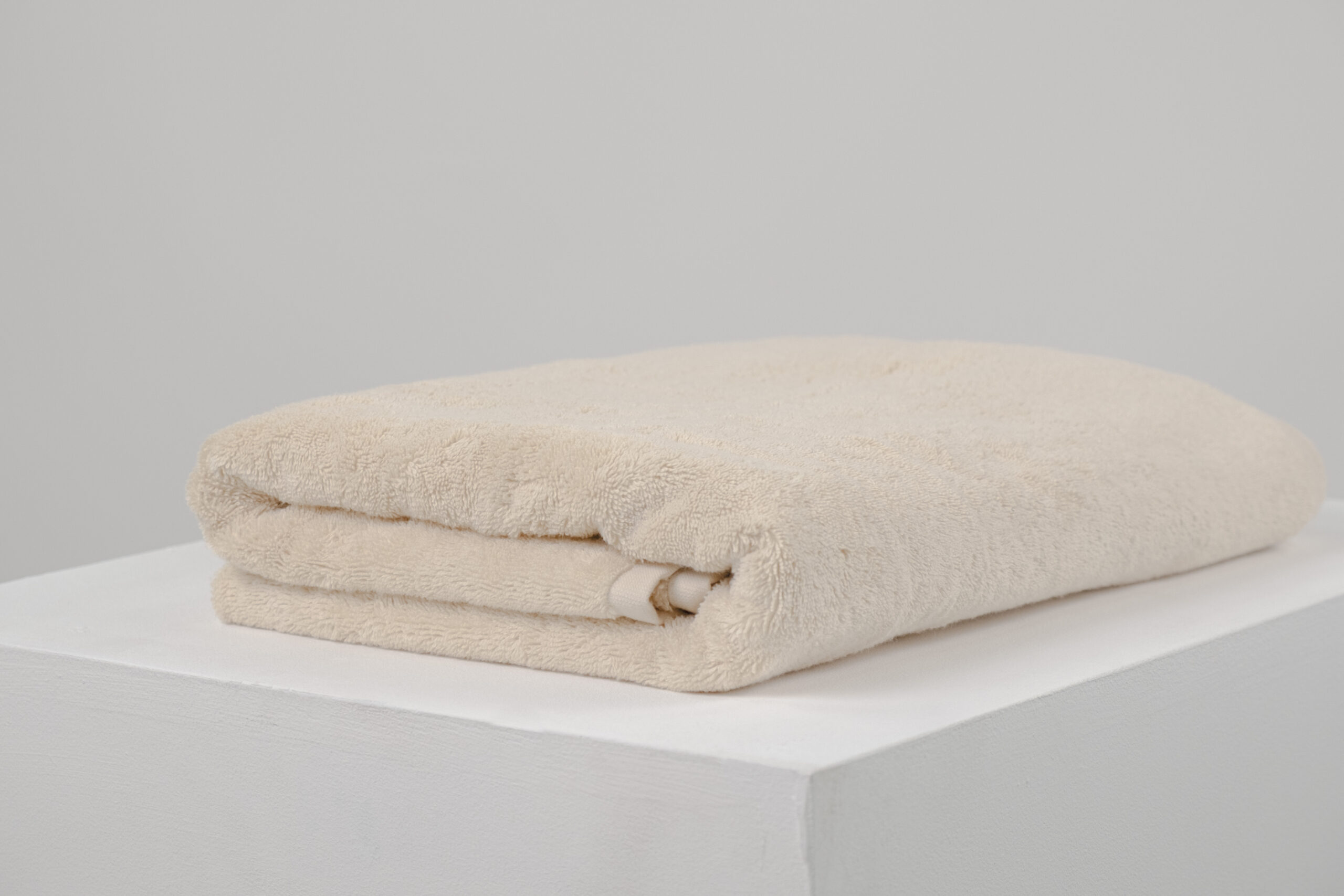 JIYA Plush Badetuch 76x152cm Sanddüne Beige 700gsm