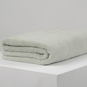 JIYA Pure SPA Badetuch 100x150cm Morgentau Grün 700gsm