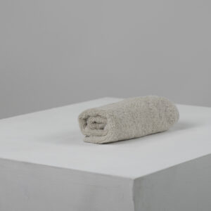 JIYA Plush Badetuch 30x30cm Alabaster Grau 700gsm