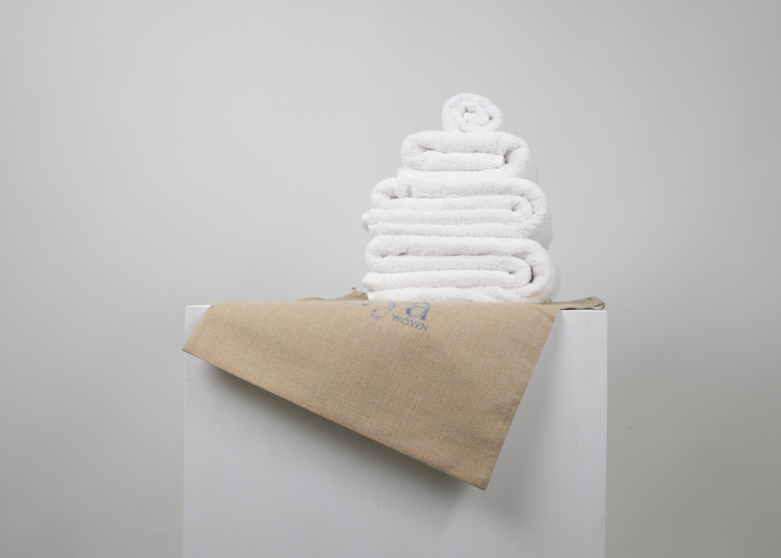 JIYA Pure SPA Badetuch 50x110cm Opal Weiss 700gsm – Bild 5